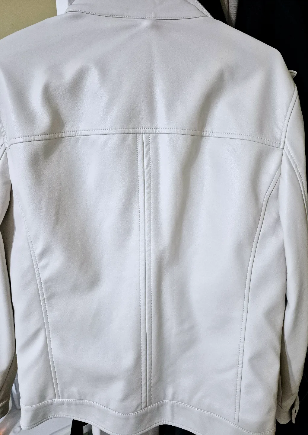 White Guess Leather Jacket size sm image indicator(2)