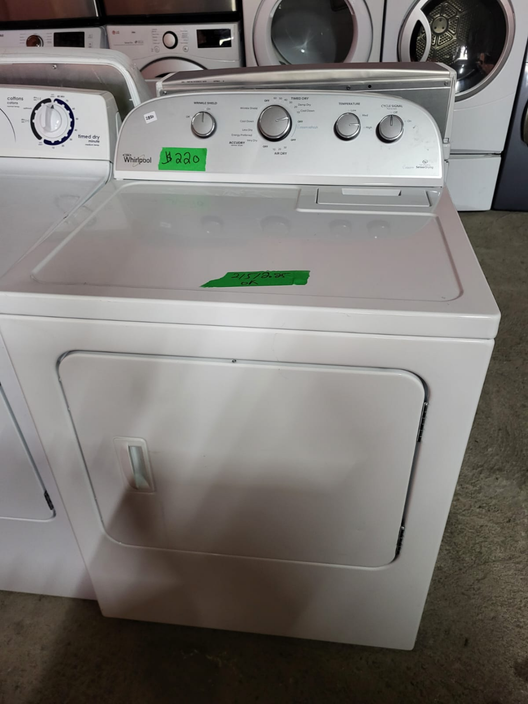 Whirlpool WED4900BW Electric Dryer - photo 2