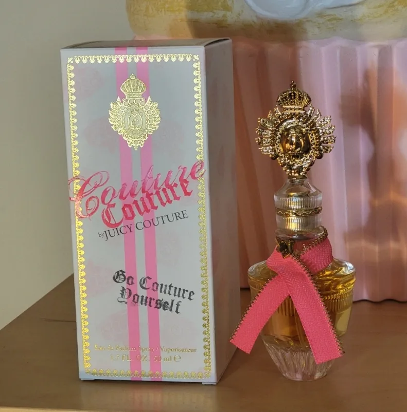 Collection of Women's and Men's Perfumes/Colognes image indicator(6)