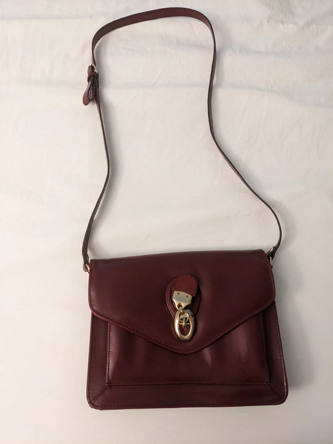 Vintage Burgundy Leather Crossbody Bag thumbnail