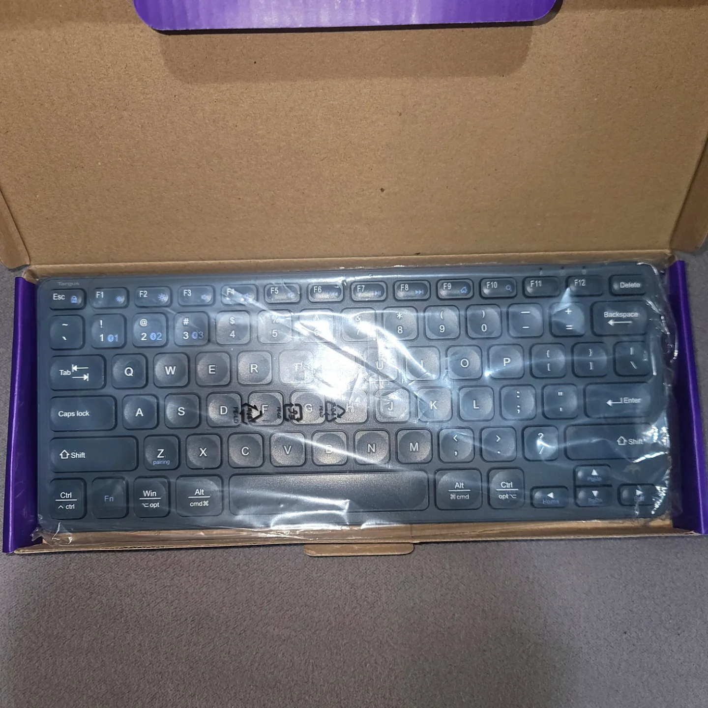 Targus Multi-Device Bluetooth Keyboard thumbnail