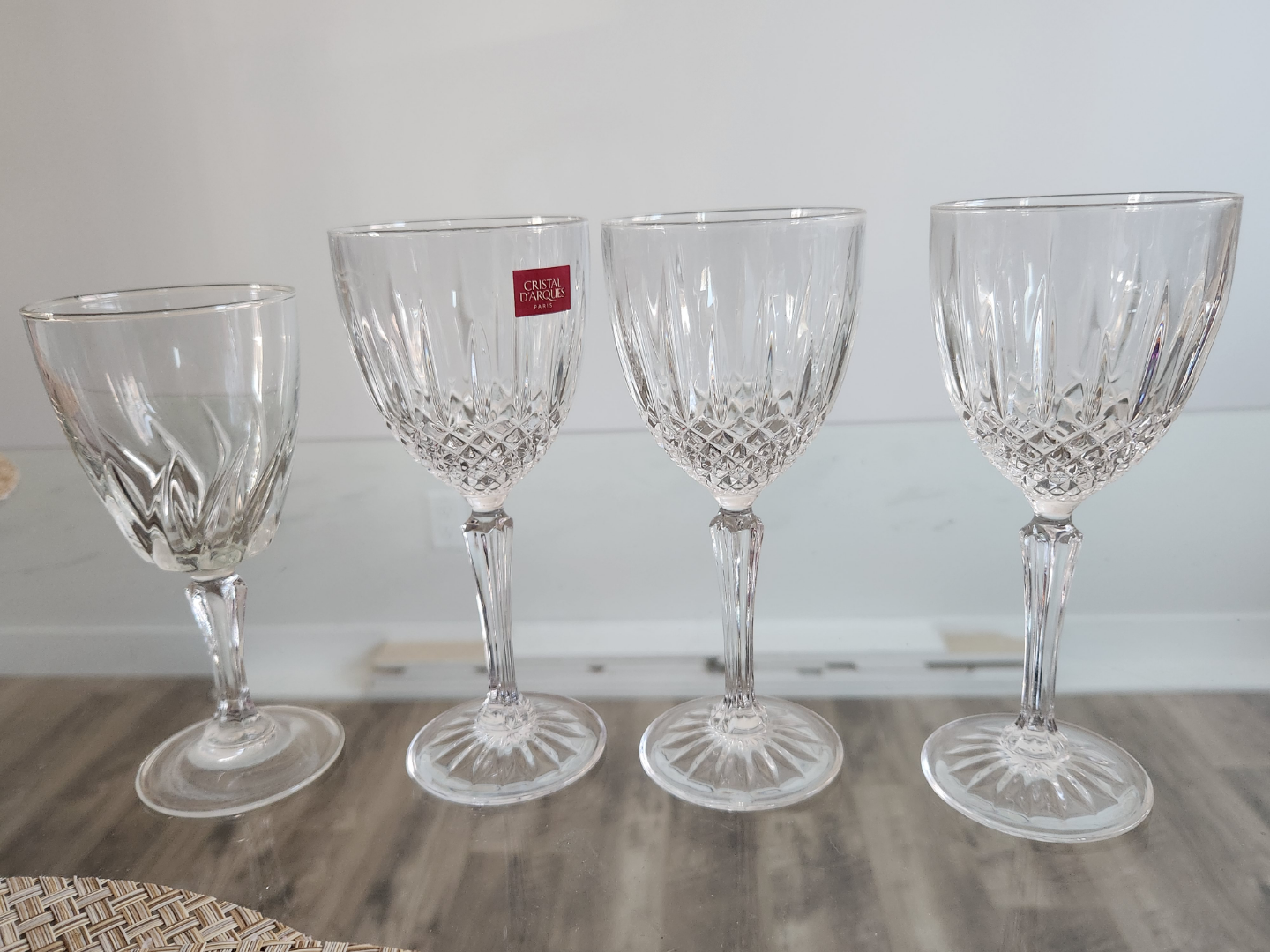 Cristal d'Arques Constance White Wine Glasses - Set of 4 - photo 2