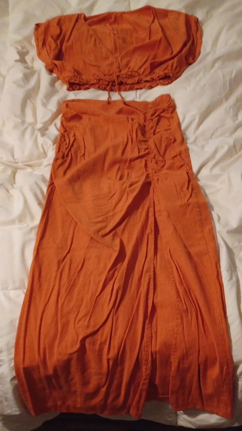 Burnt Orange Two-Piece Set: Crop Top & Maxi Skirt image indicator(4)