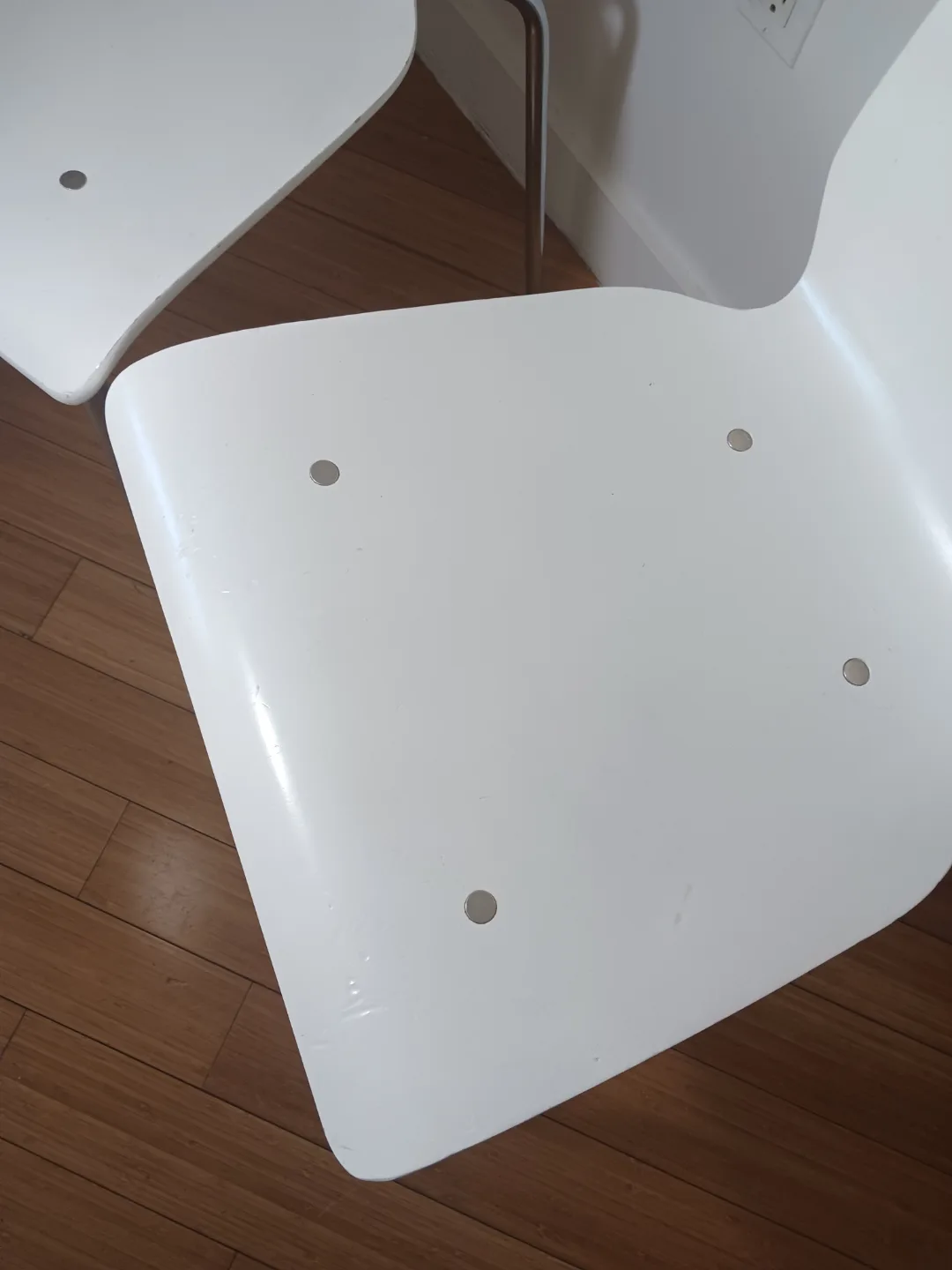 Pair of White Modern Dining Chairs with Chrome Legs image indicator(4)