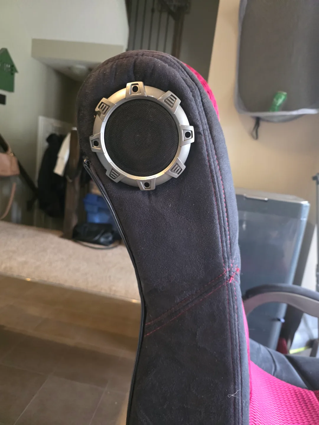 X Rocker Pro Series II 2.1 Wireless Bluetooth Gaming Chair image indicator(6)