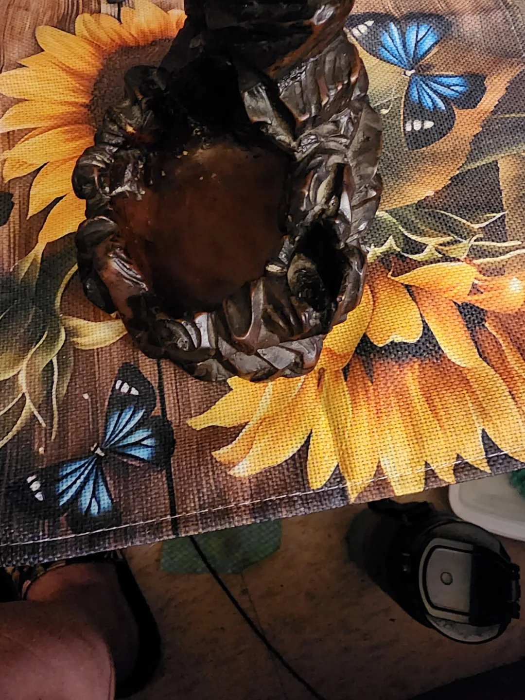 Vintage Eagle Ashtray Figurine image indicator(2)