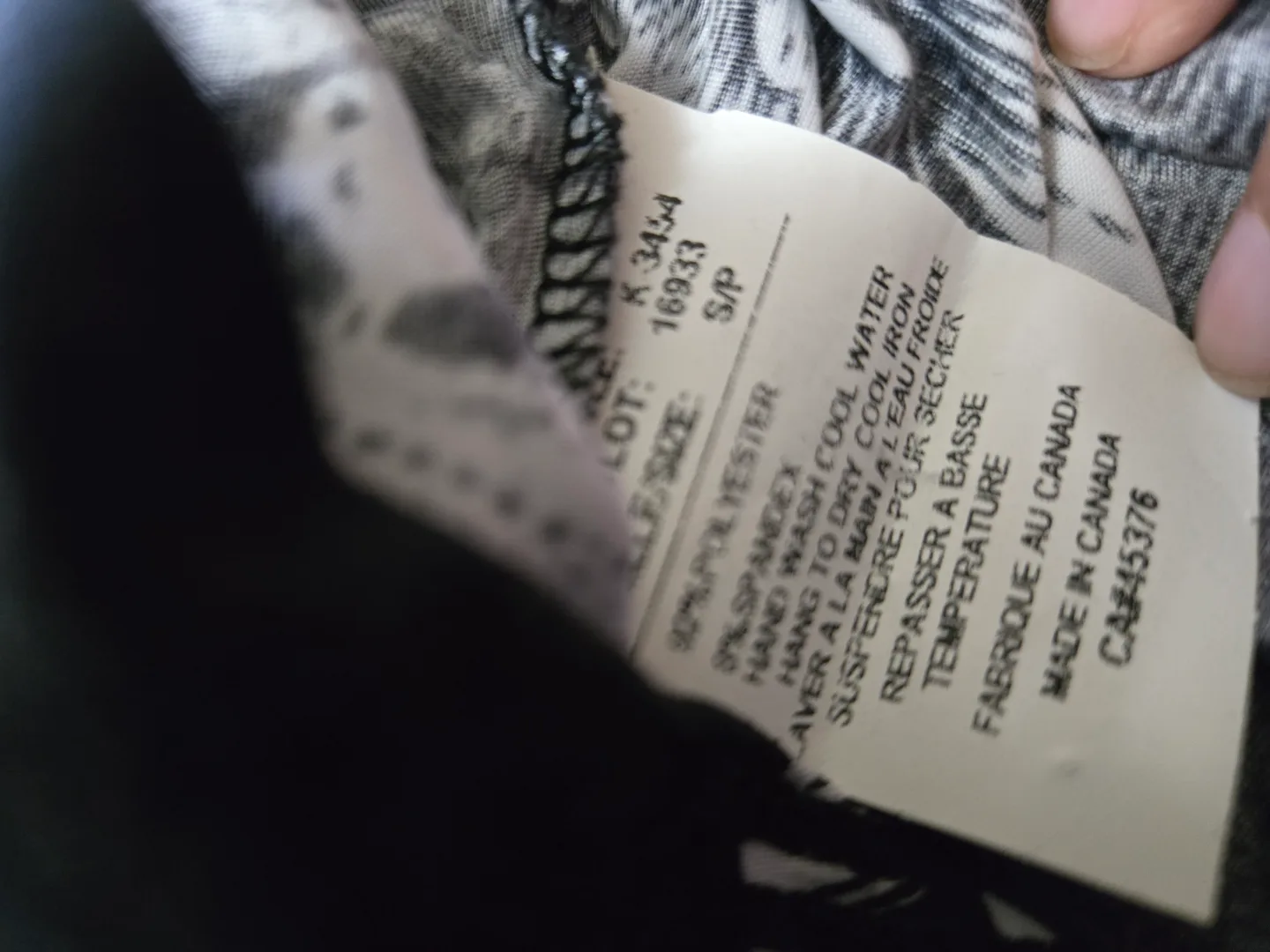 Suzy Shier Sleeveless Blouses image indicator(4)