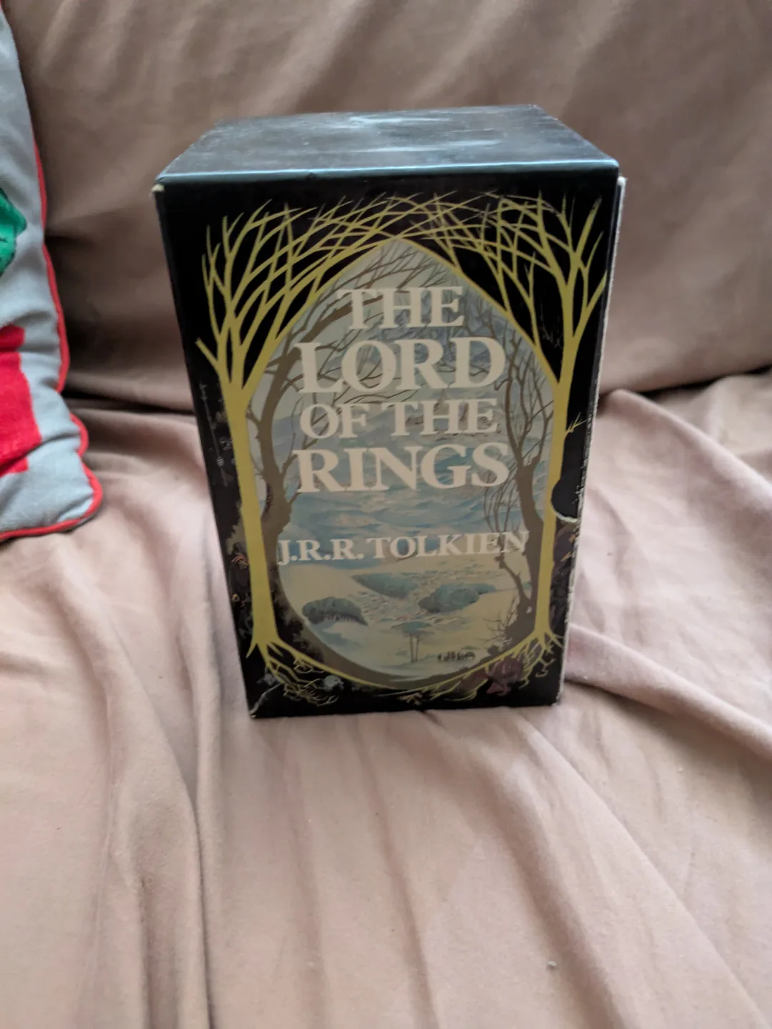 The Lord of the Rings Trilogy Box Set thumbnail