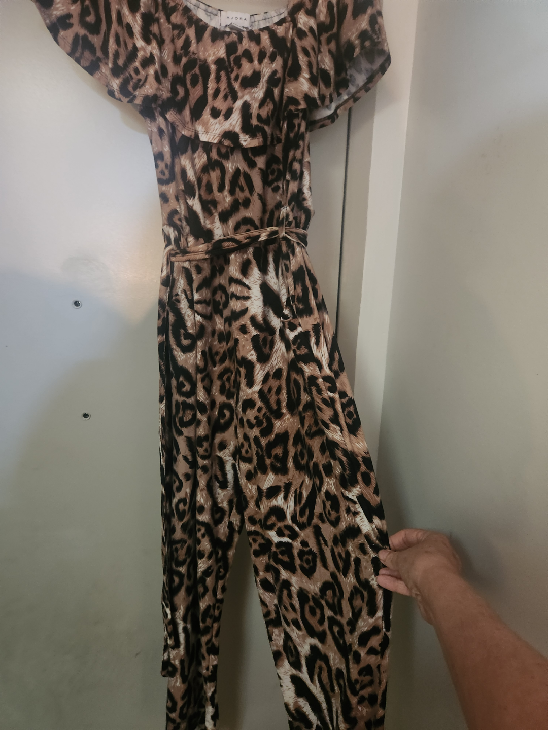 Leopard Print Off-the-Shoulder Jumpsuit