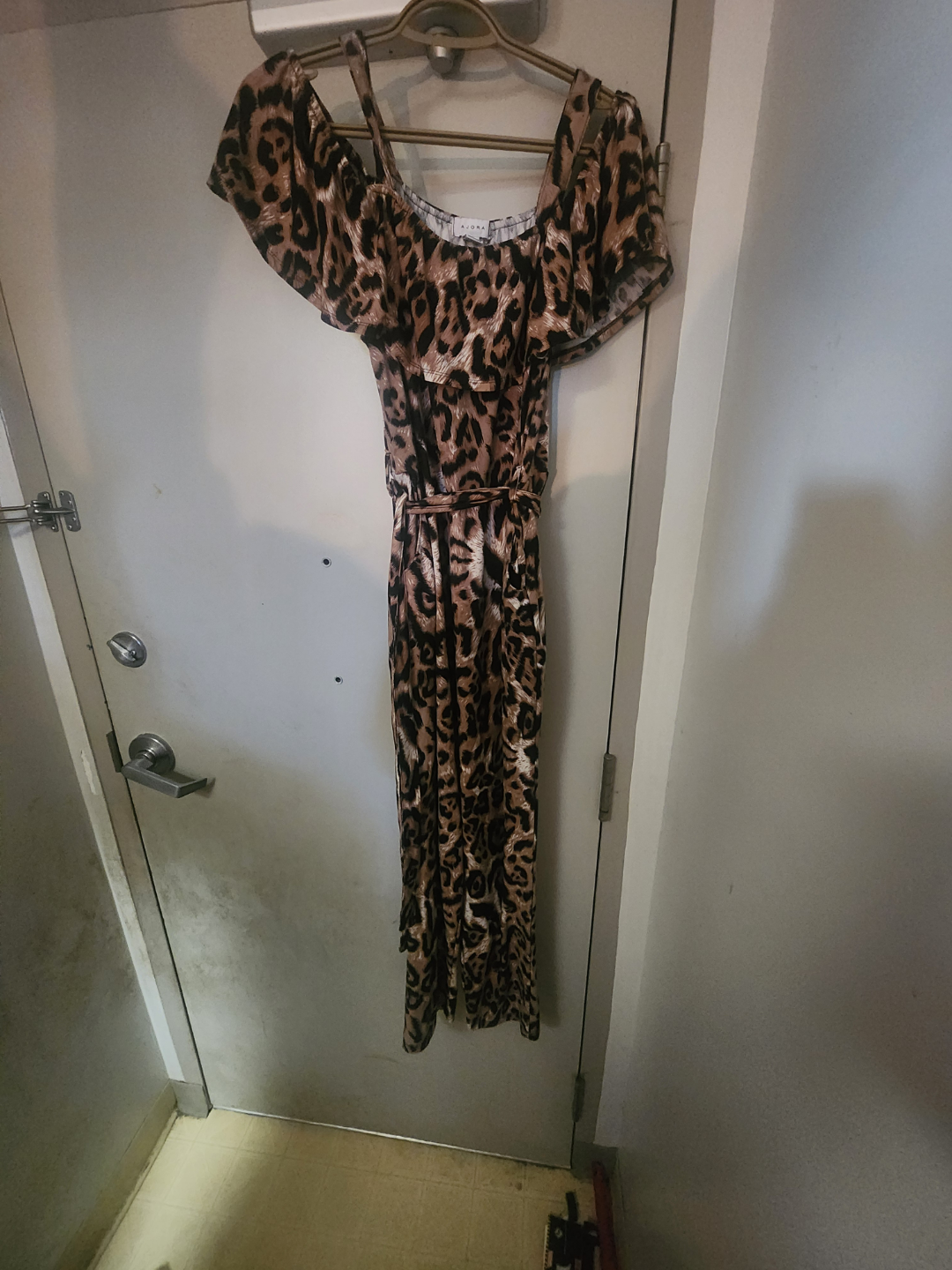 Leopard Print Off-the-Shoulder Jumpsuit - photo 2