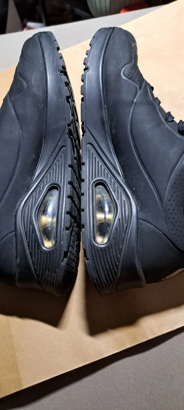 Skechers Women's Black Sneakers, Size 8 image indicator(4)