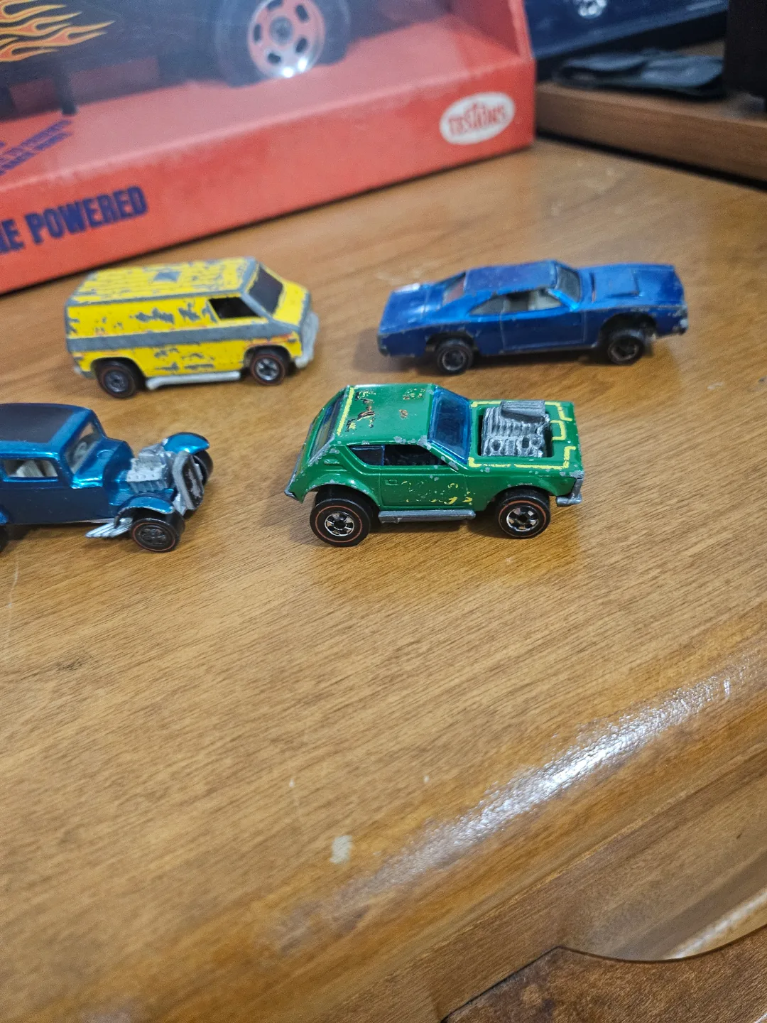 HOT WHEELS REDLINE LOT image indicator(3)