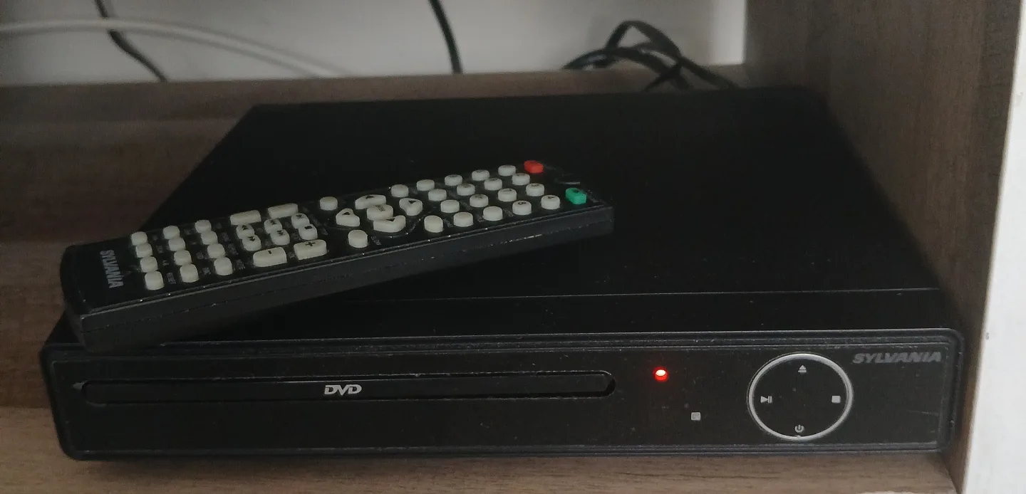 Sylvania DVD Player thumbnail
