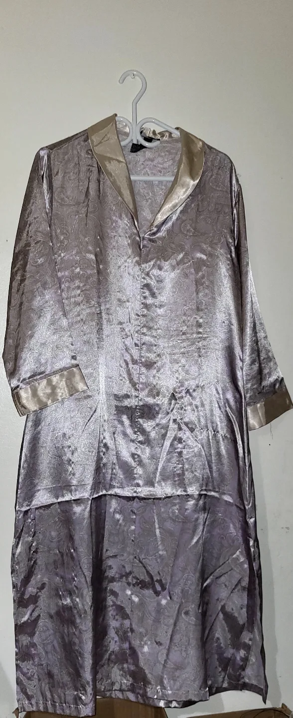 Women's Satin Loungewear, Size L image indicator(2)