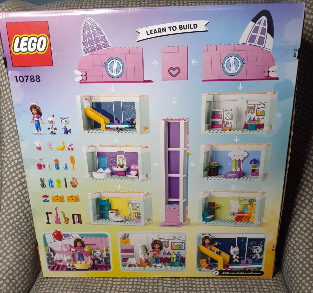 LEGO Gabby's Dollhouse 10788 Building Kit image indicator(2)