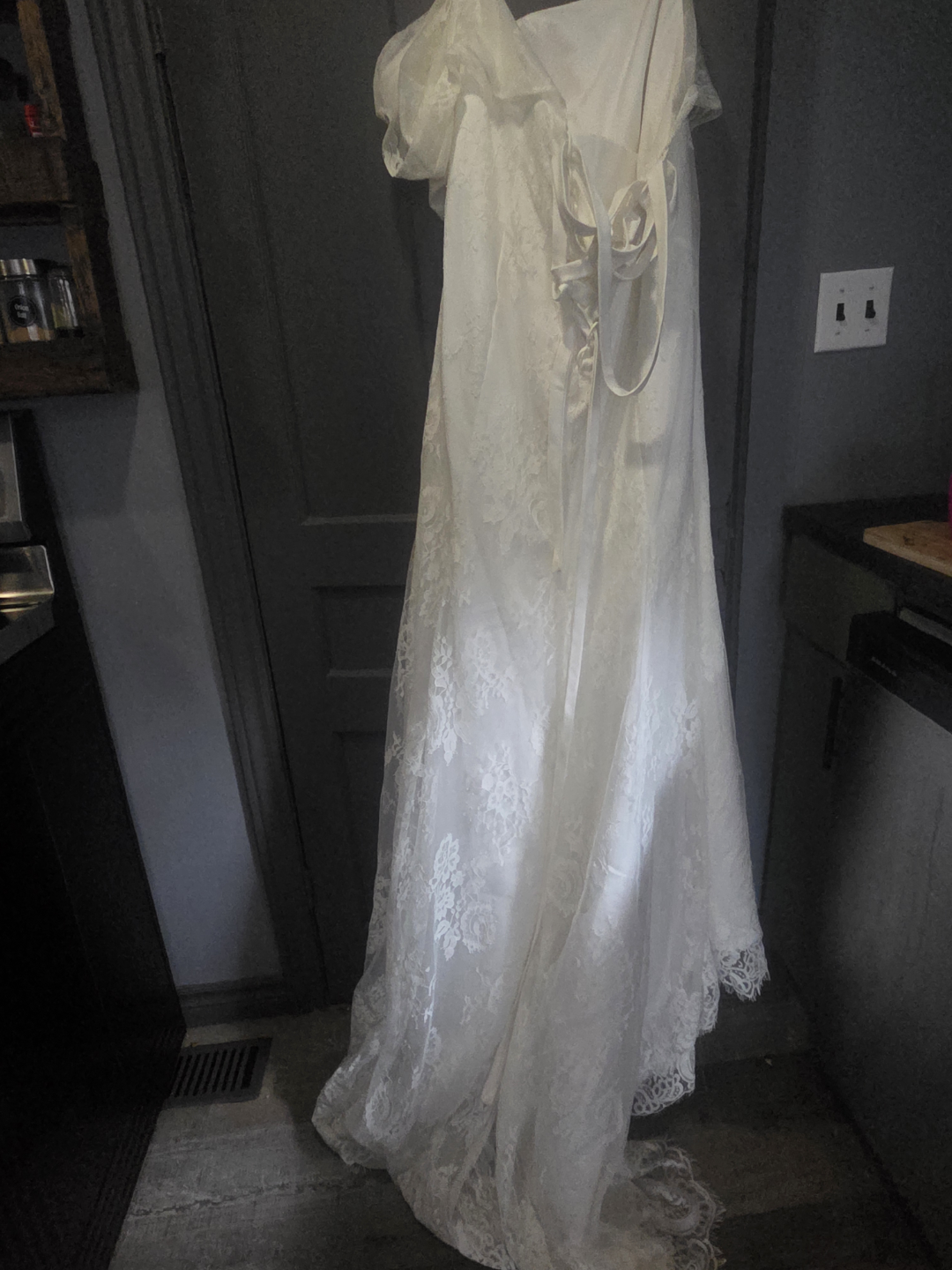Vintage Wedding Dress Size 22W Style #4157 - photo 2