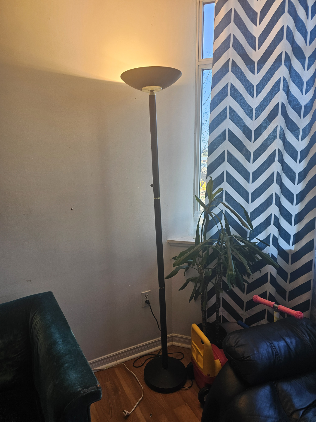 Floor Lamps - Variety of Styles and Colours - photo 3