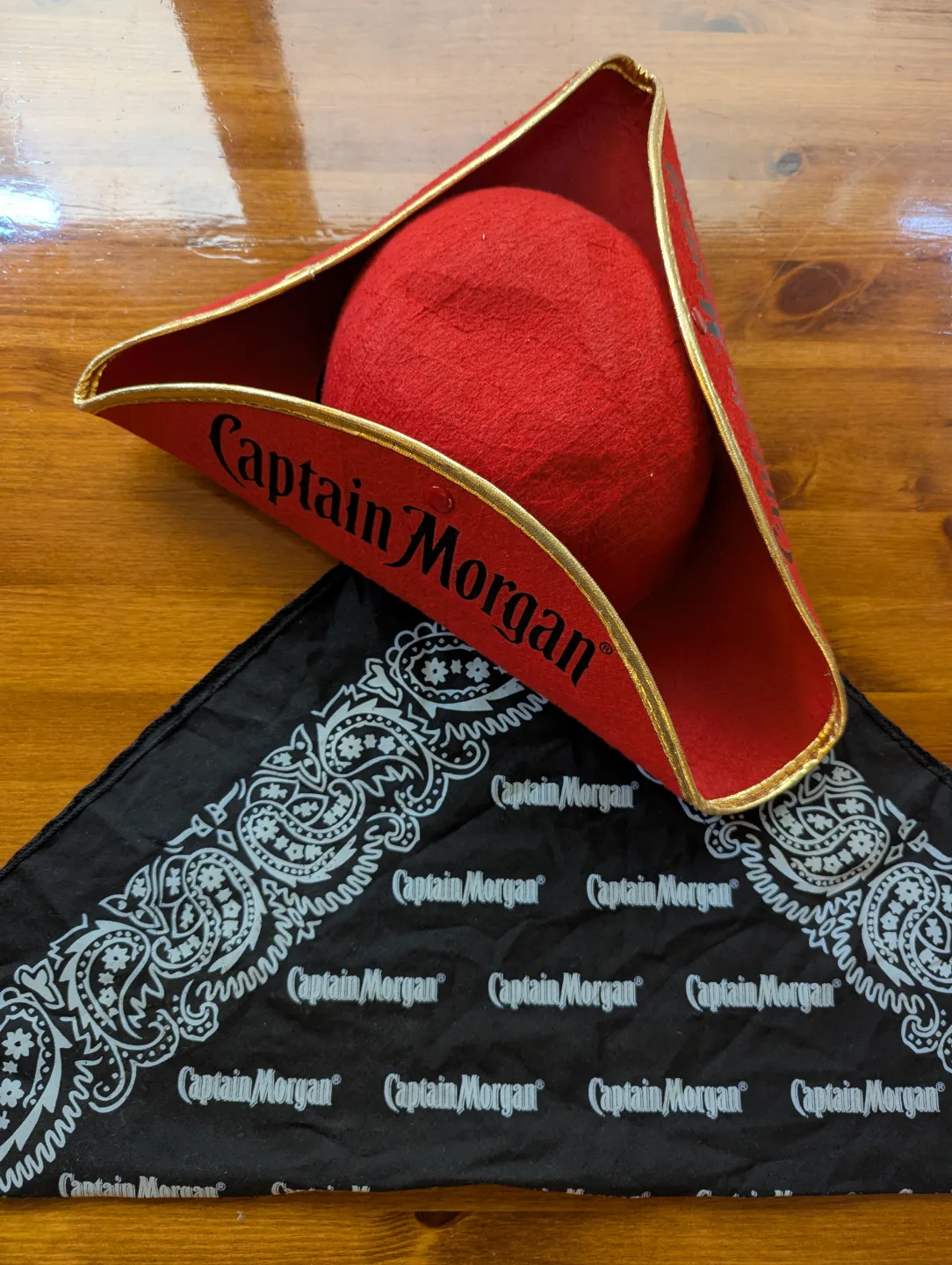 Captain Morgan Pirate Hat and Bandana Set thumbnail