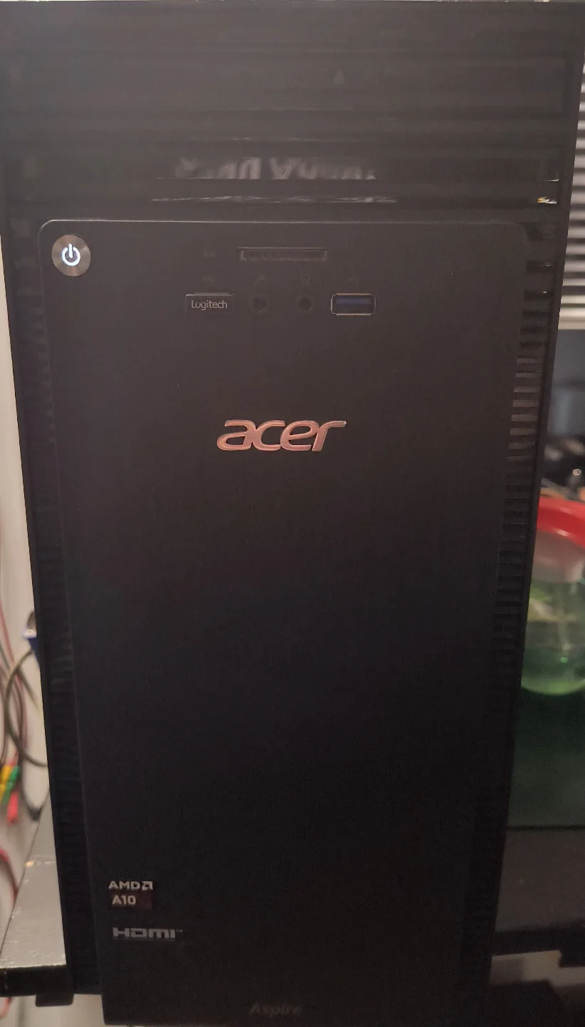 Windows 11 Desktop PC, 2TB + SSD, WiFi thumbnail