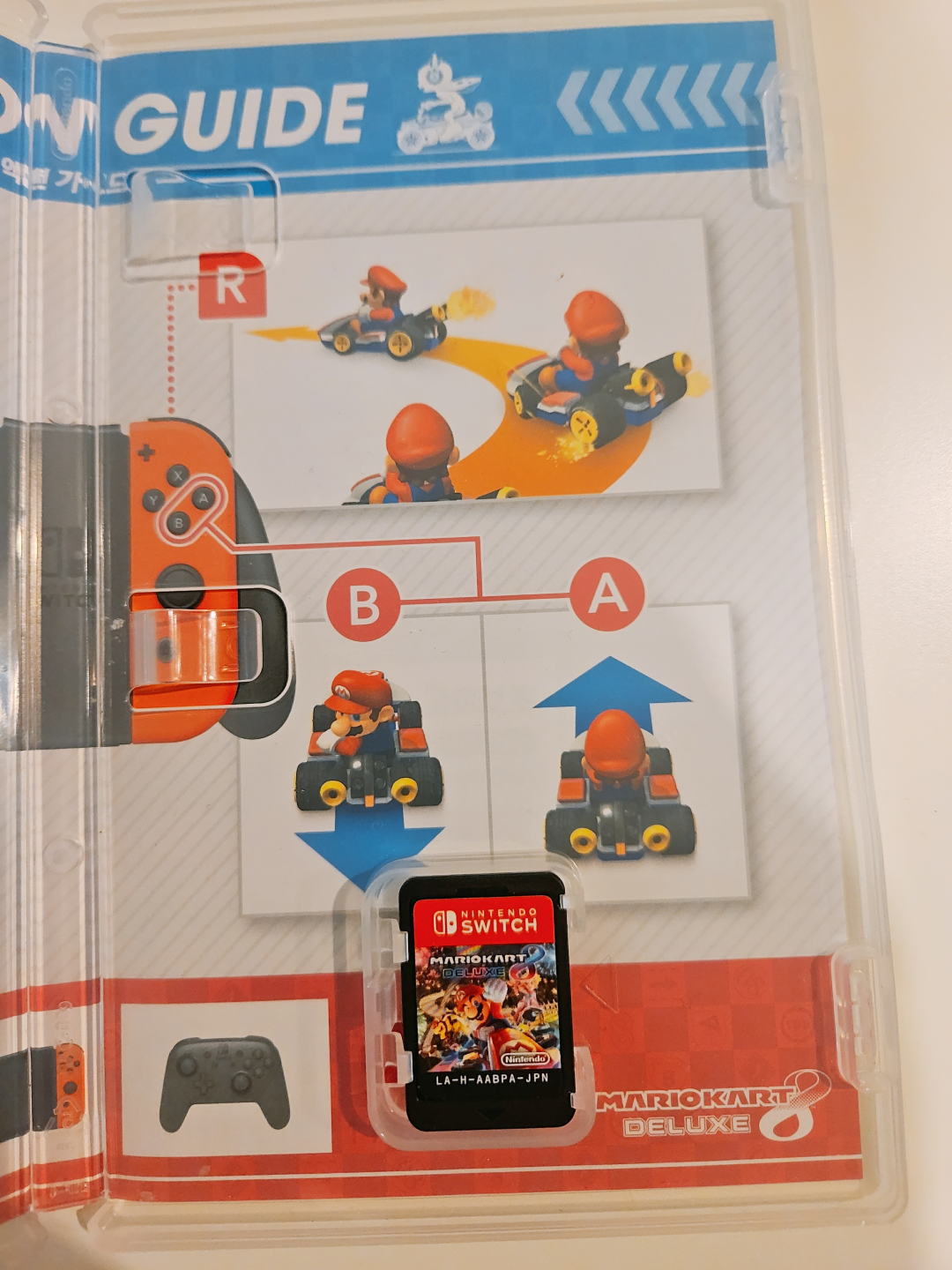 Mario Kart 8 Deluxe Nintendo Switch Game - photo 2