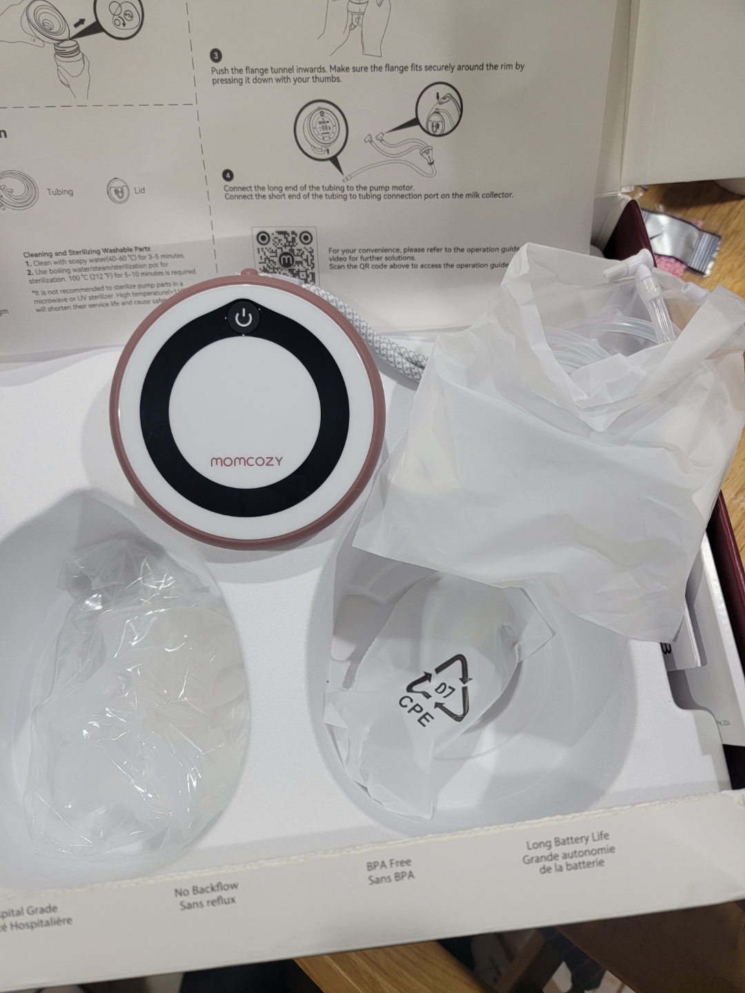 Momcozy v1 pro wearable hospital grade breast pump - photo 2