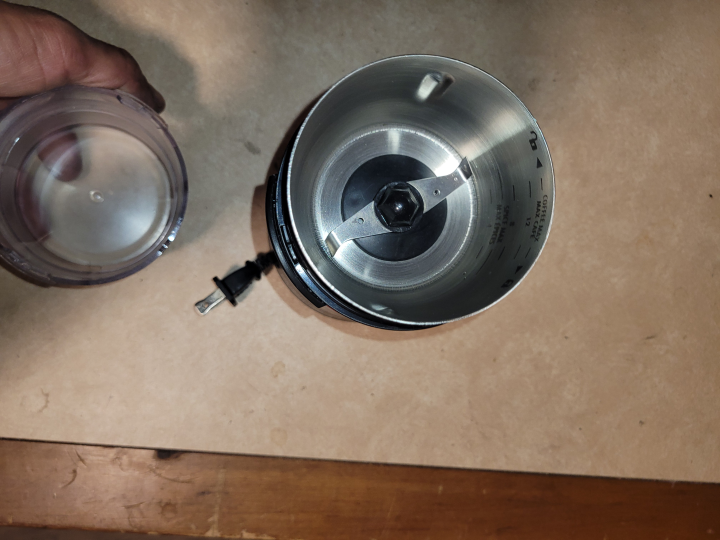 Black and Red Electric Coffee Grinder - photo 4