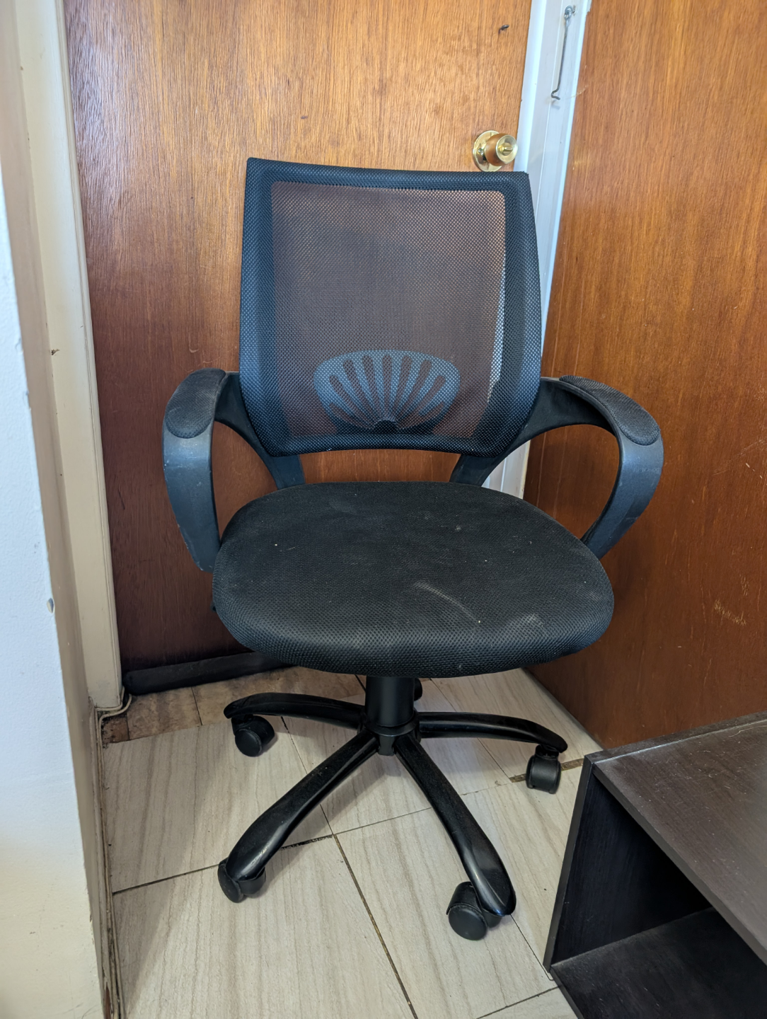 Black Mesh Office Chair