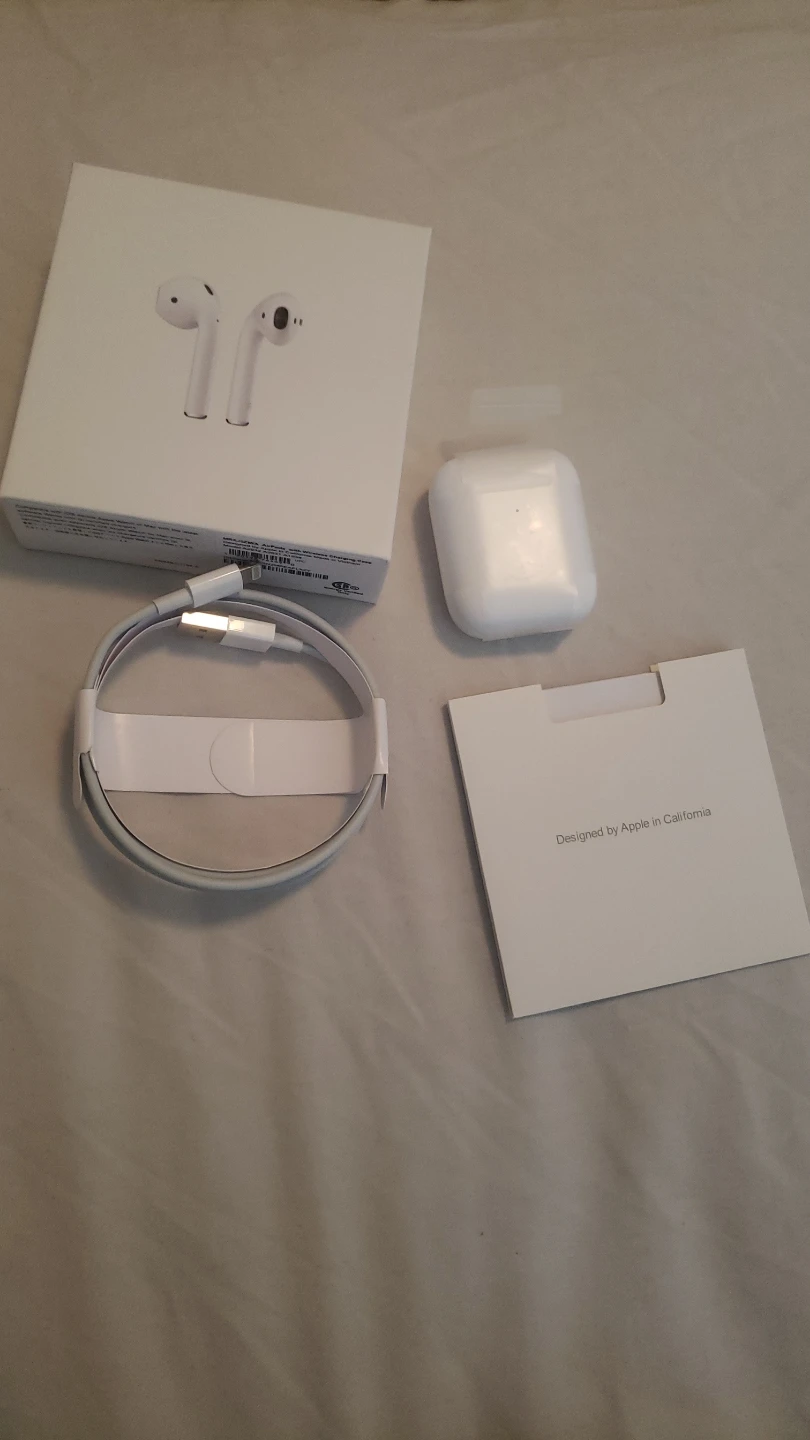 Apple AirPods (2nd Generation) - photo 2