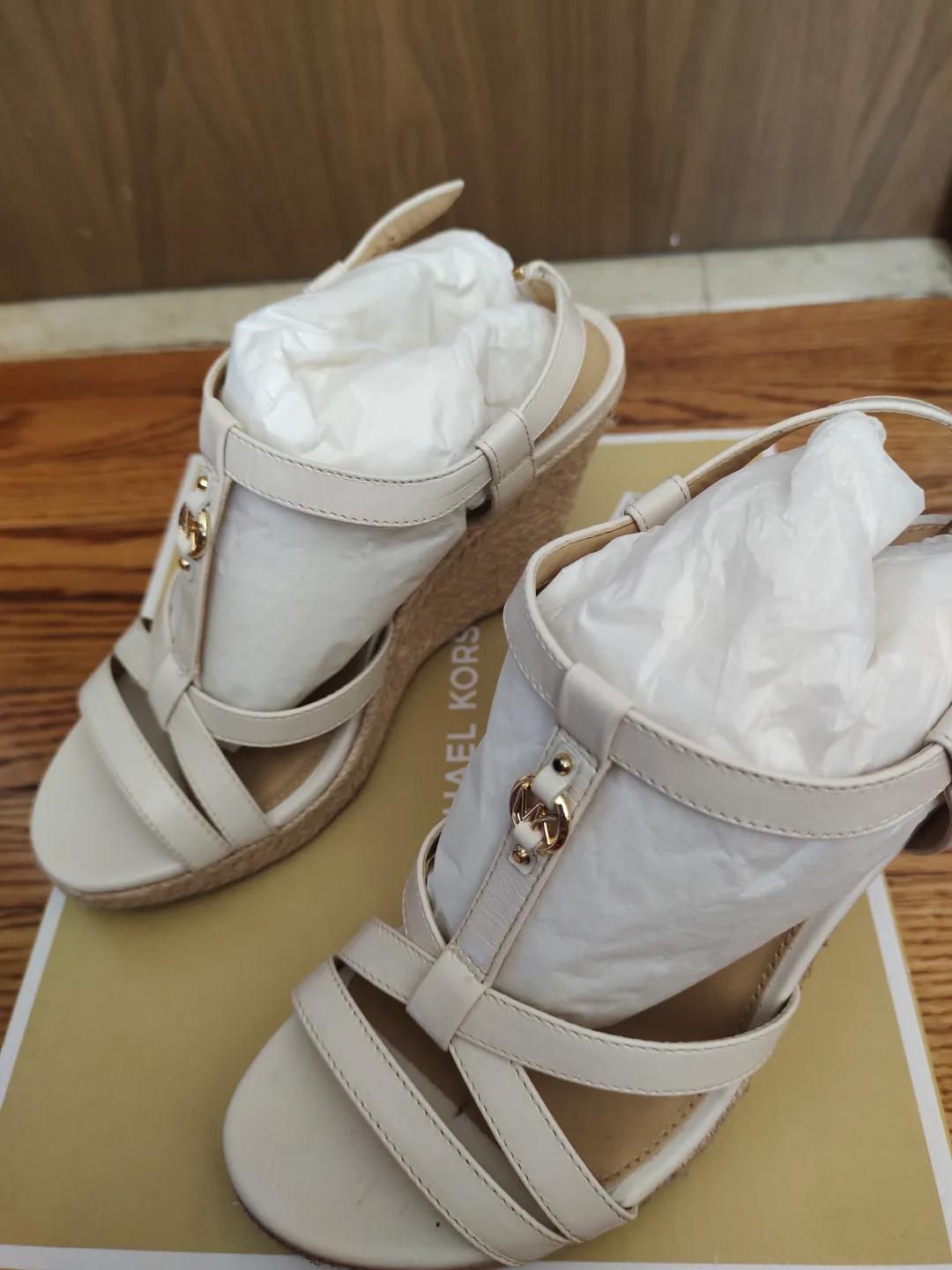 Michael Kors Preston Wedge Sandals - Size 6M image indicator(2)