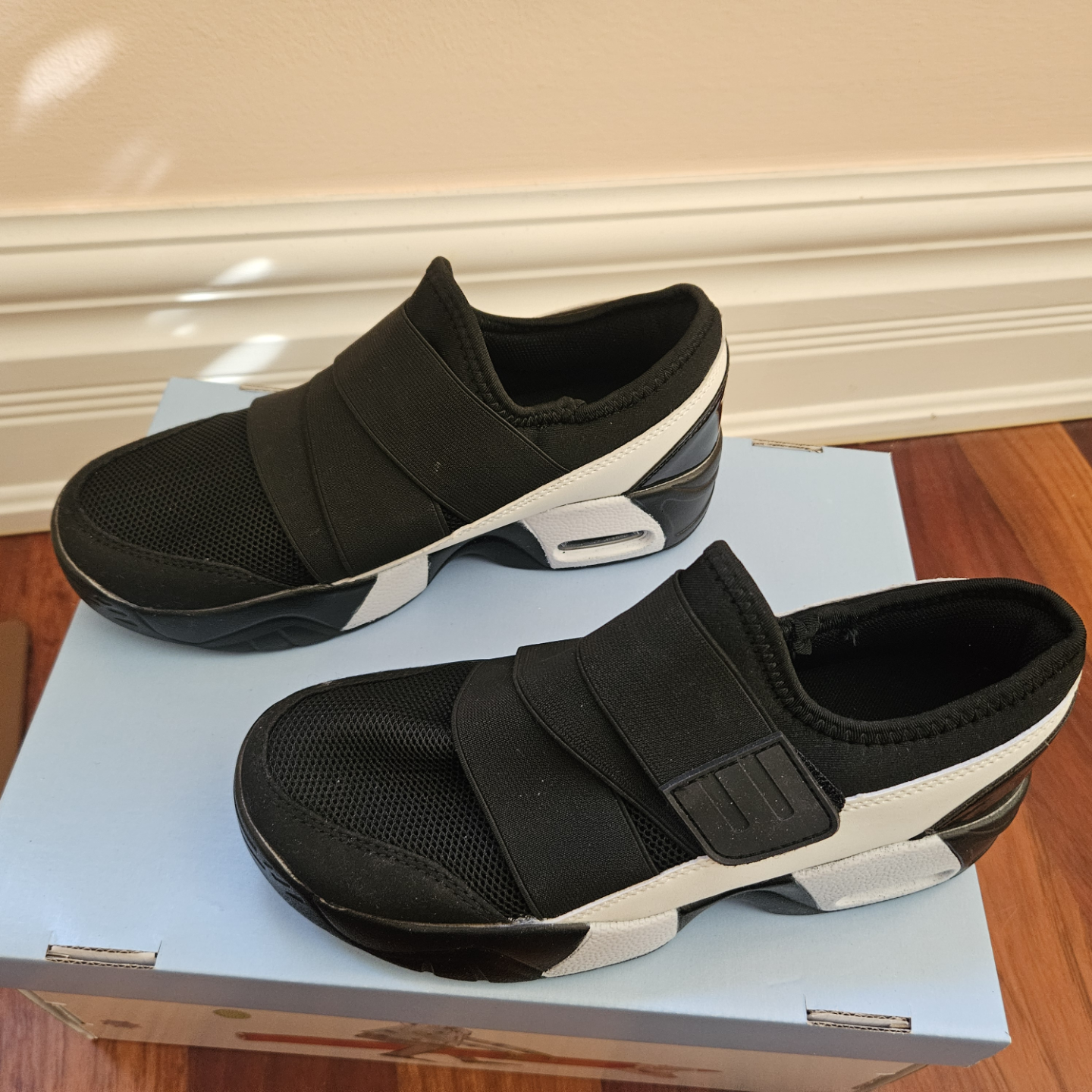 Women's Black and White Slip-On Sneakers - photo 2