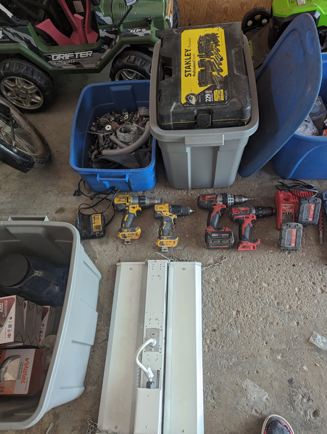 Assorted Electrical Supplies & Power Tools - Job Lot - photo 2