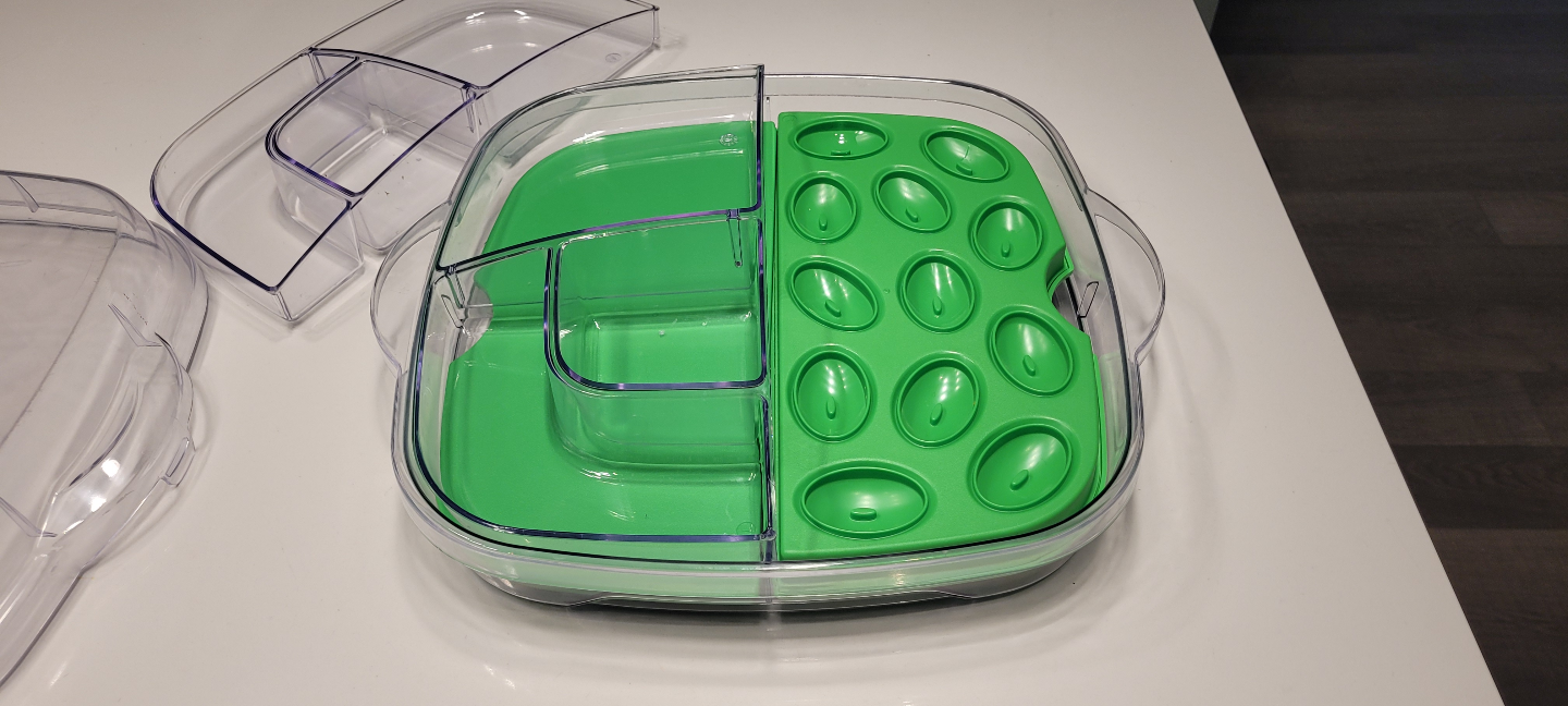 Pampered Chef Cool and Serve tray with deviled egg tray - photo 3