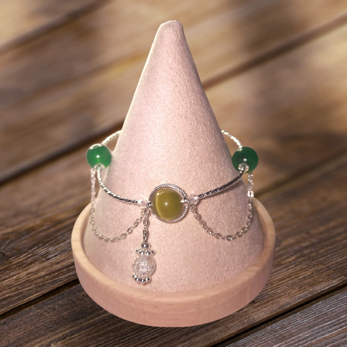 Elegant Quartz Bracelet With Cat's Eye Gemstone - photo 3