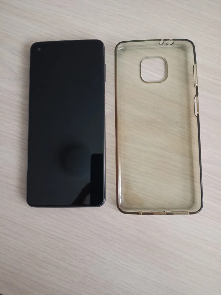 Moto G Power (2021) LTE Smartphone with Case image indicator(3)