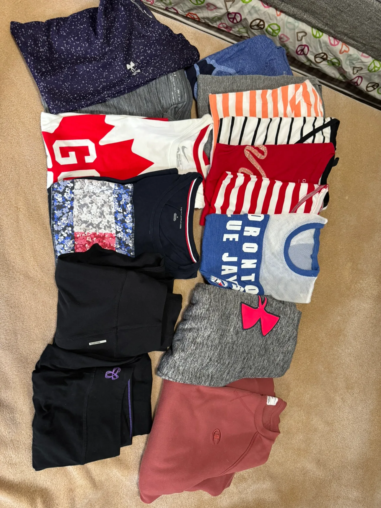 Moving: Womensclothing bundle thumbnail