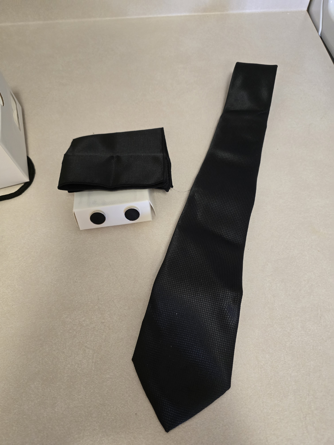 Men's Black Silk Tie and Cufflinks Gift Set