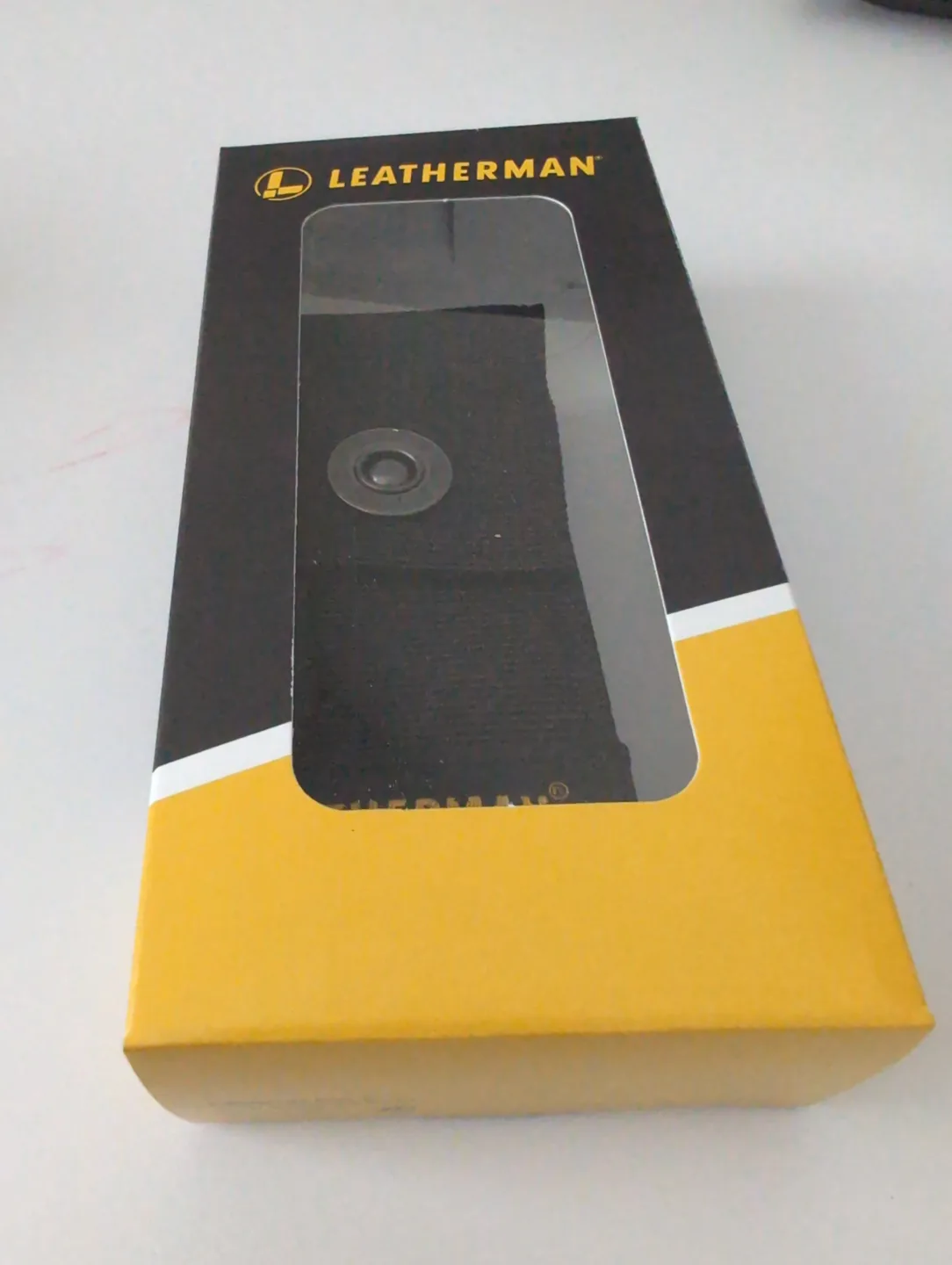 Leatherman Squirt PS4 Multi-tool with sheath image indicator(3)