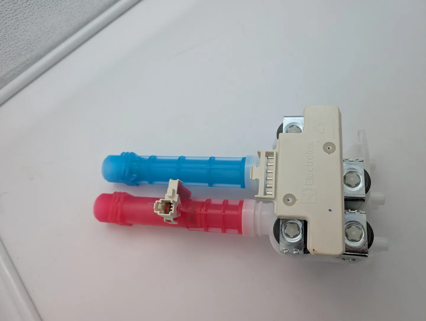 Electrolux Washing Machine Water Inlet Valve thumbnail