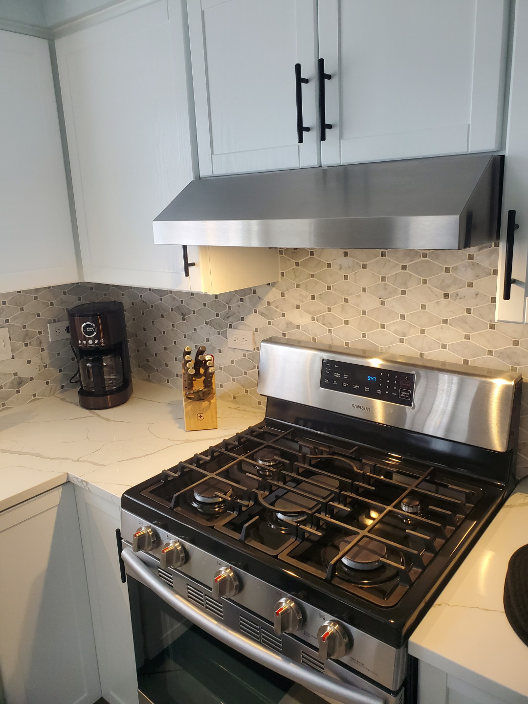 Samsung Gas Range - Stainless Steel - photo 2
