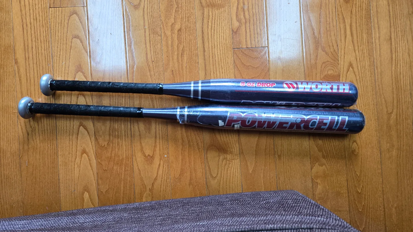 Pair of Worth Powercell 29" Youth Baseball Bats thumbnail