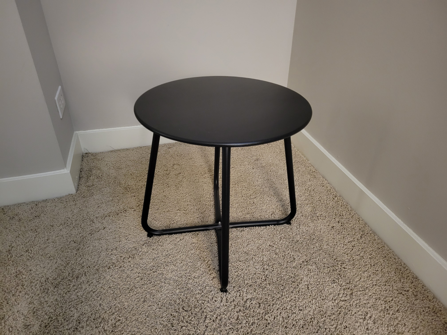 Black Metal Round Side Table