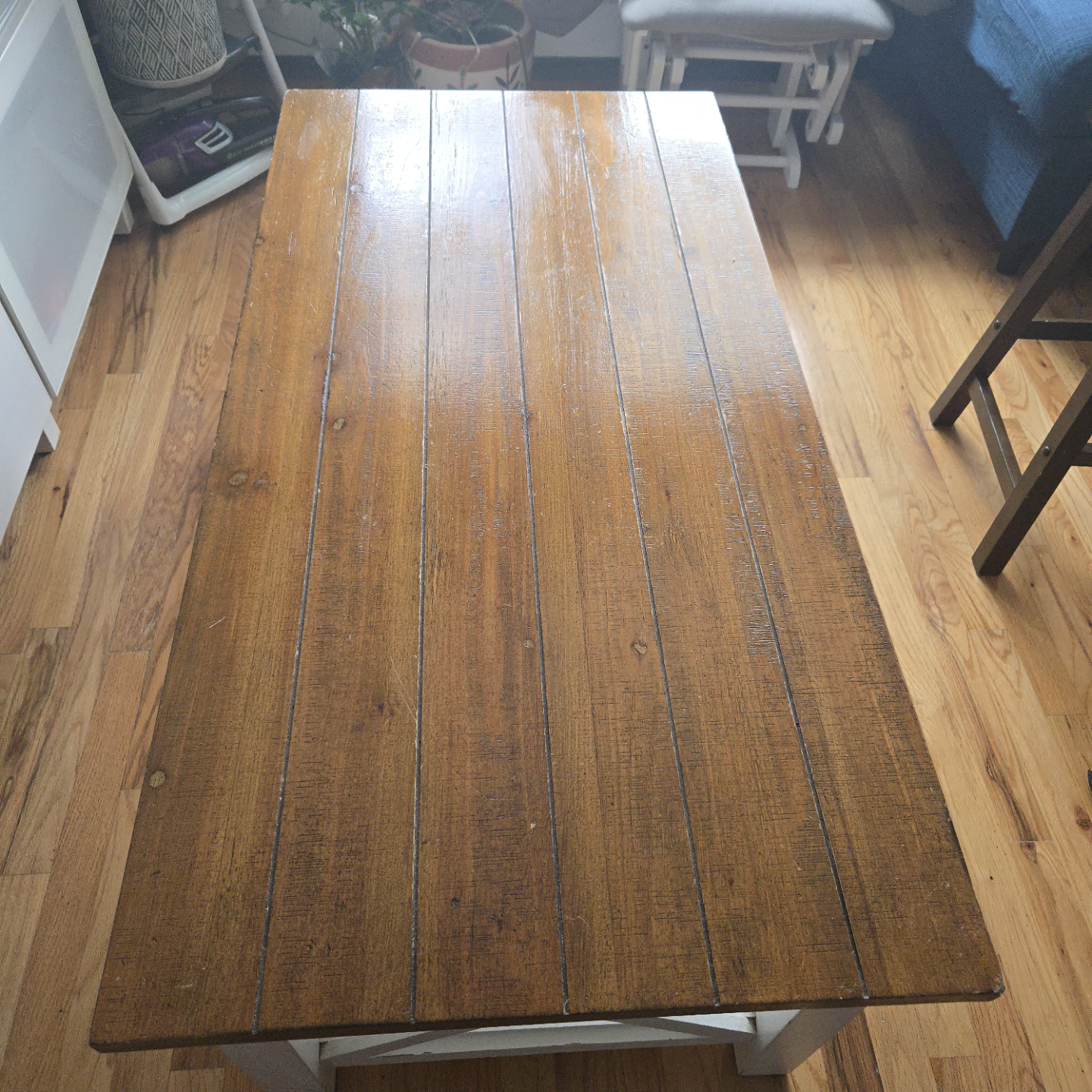 Farmhouse Style Coffee Table with Lower Shelf - photo 3