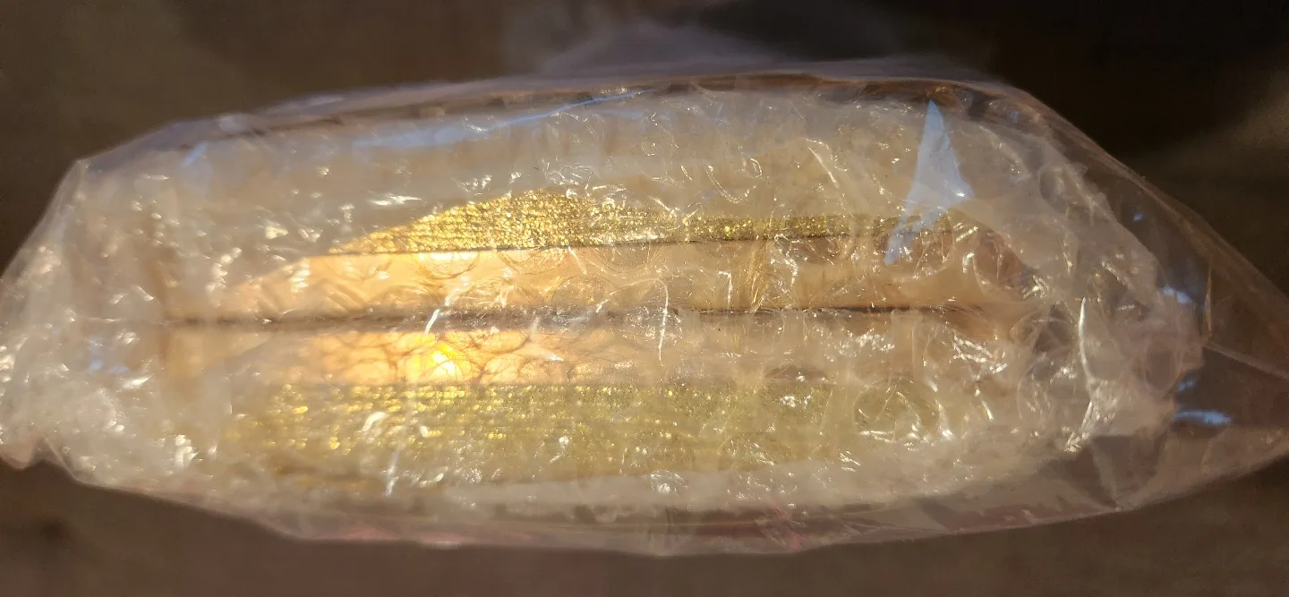 Gold Clutch image indicator(6)