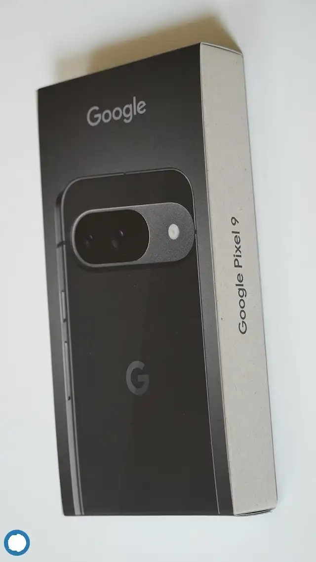 Google Pixel 9 - LNIB (Like New In Box)