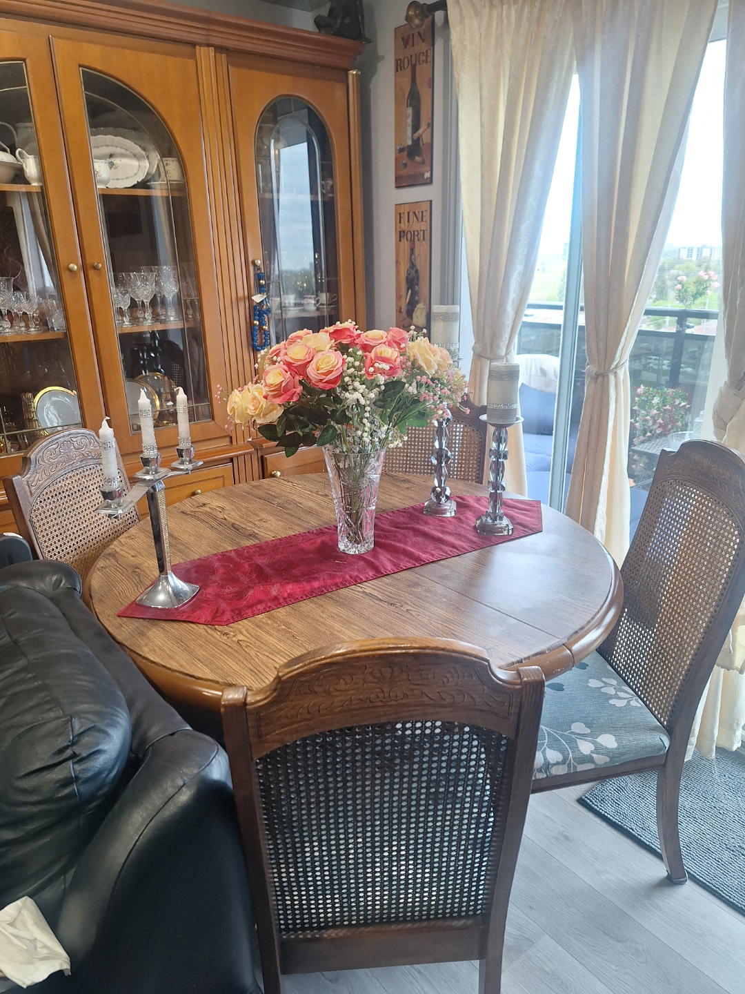 Round Wooden Dining Table with Four Chairs