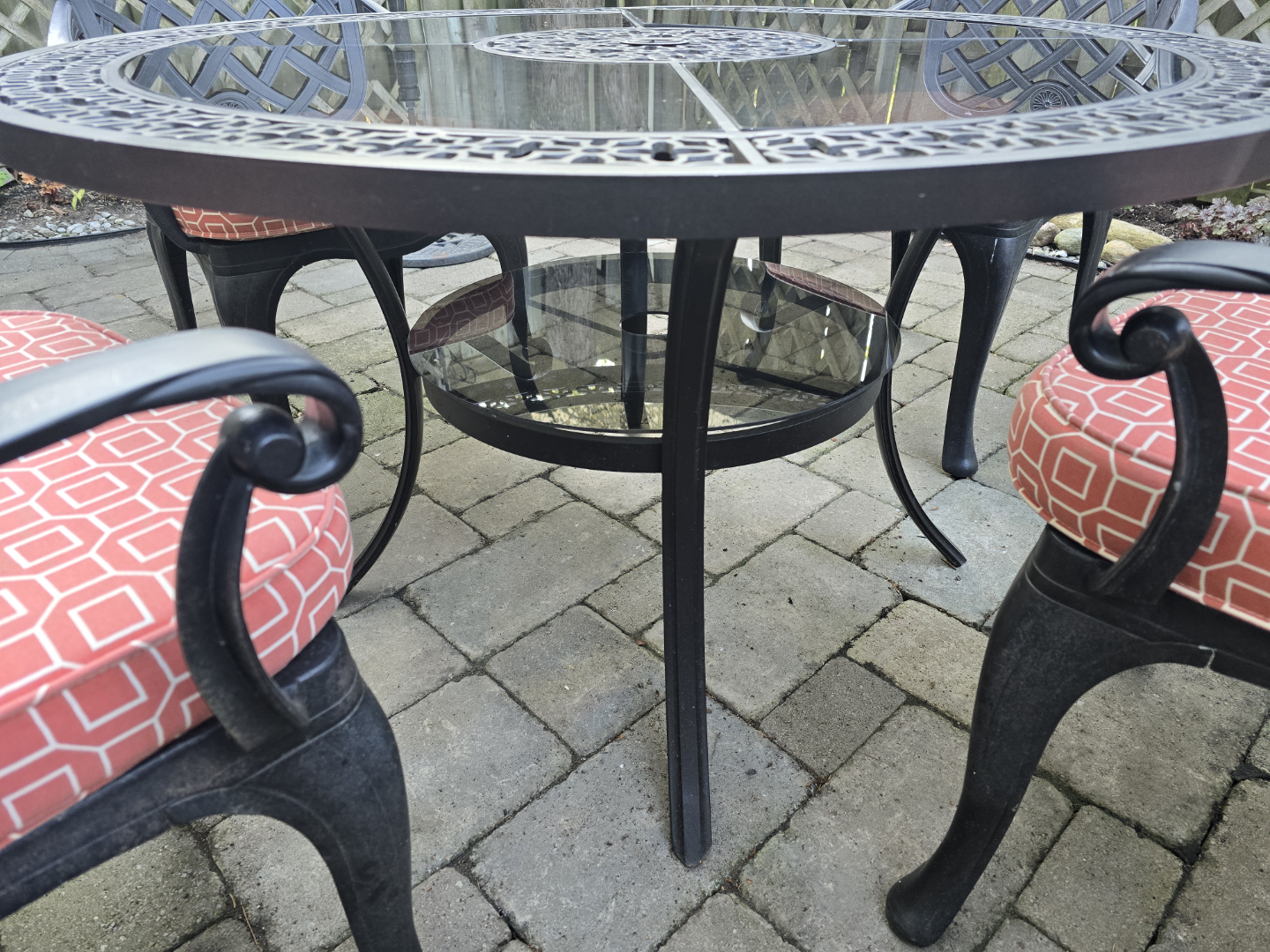 Cast Iron Patio Set for Sell - photo 2