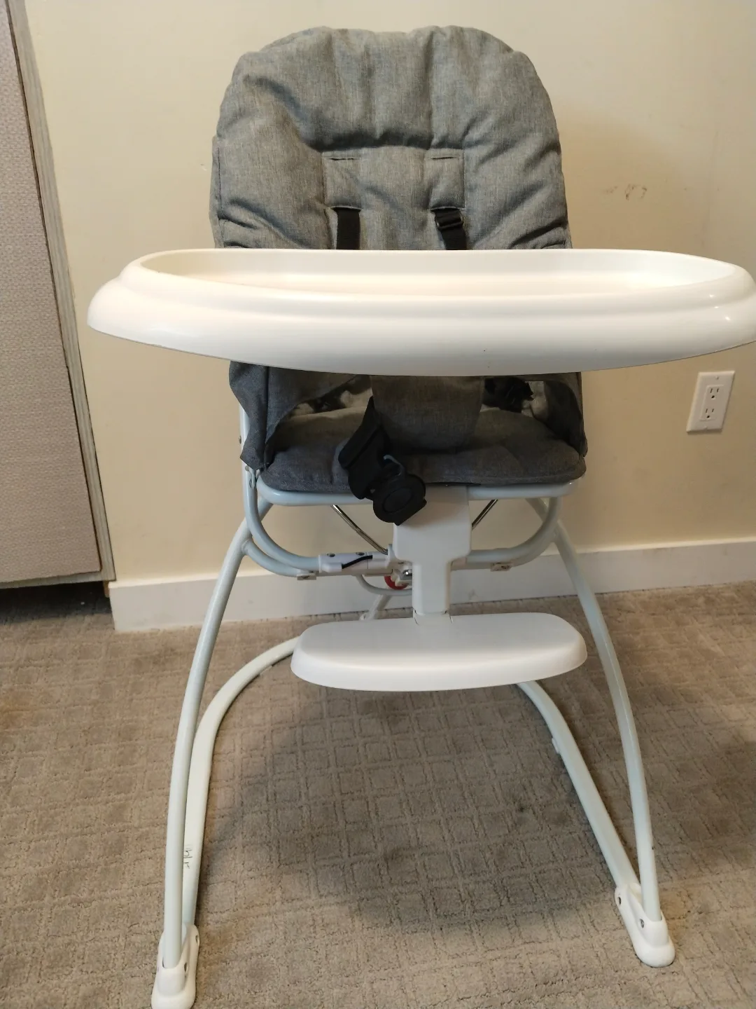 Baby High Chair with Tray image indicator(3)