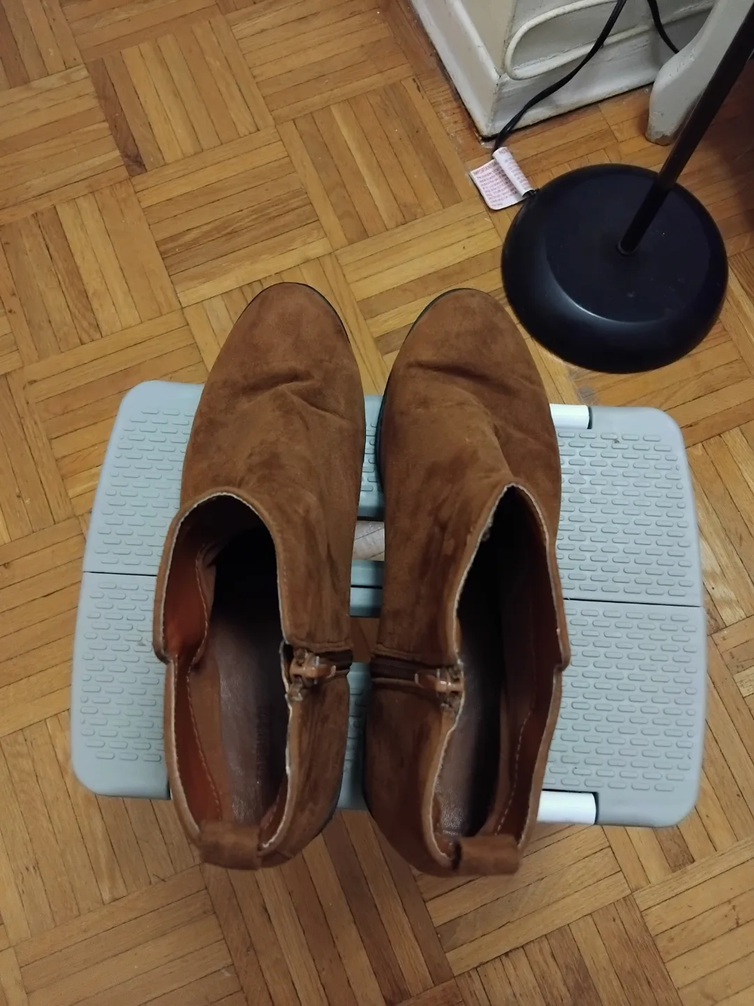 forever 21 leather ankle boots 8.5 image indicator(3)