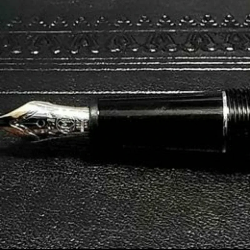 Montblanc Meisterstück 144 Vintage '90s Platinum  NEVER INKED image indicator(3)