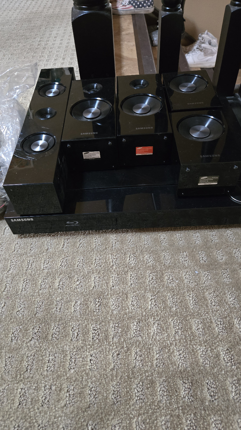 Samsung HT-E5500 5.1ch Home Theatre System